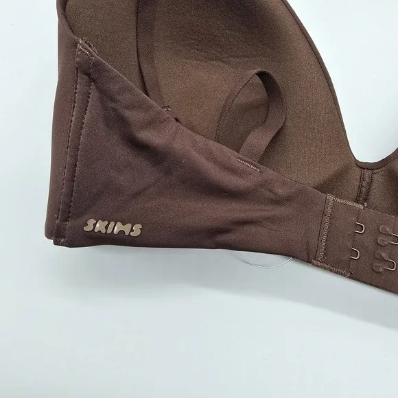 SKIMS Cocoa Wireless Bra 34D – Padded, Seamless, NWT-Free - Picture 6 of 7